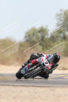 media/Apr-20-2025-CVMA (Sun) [[39090e8767]]/Race 10-Stock 1000 Shootout/